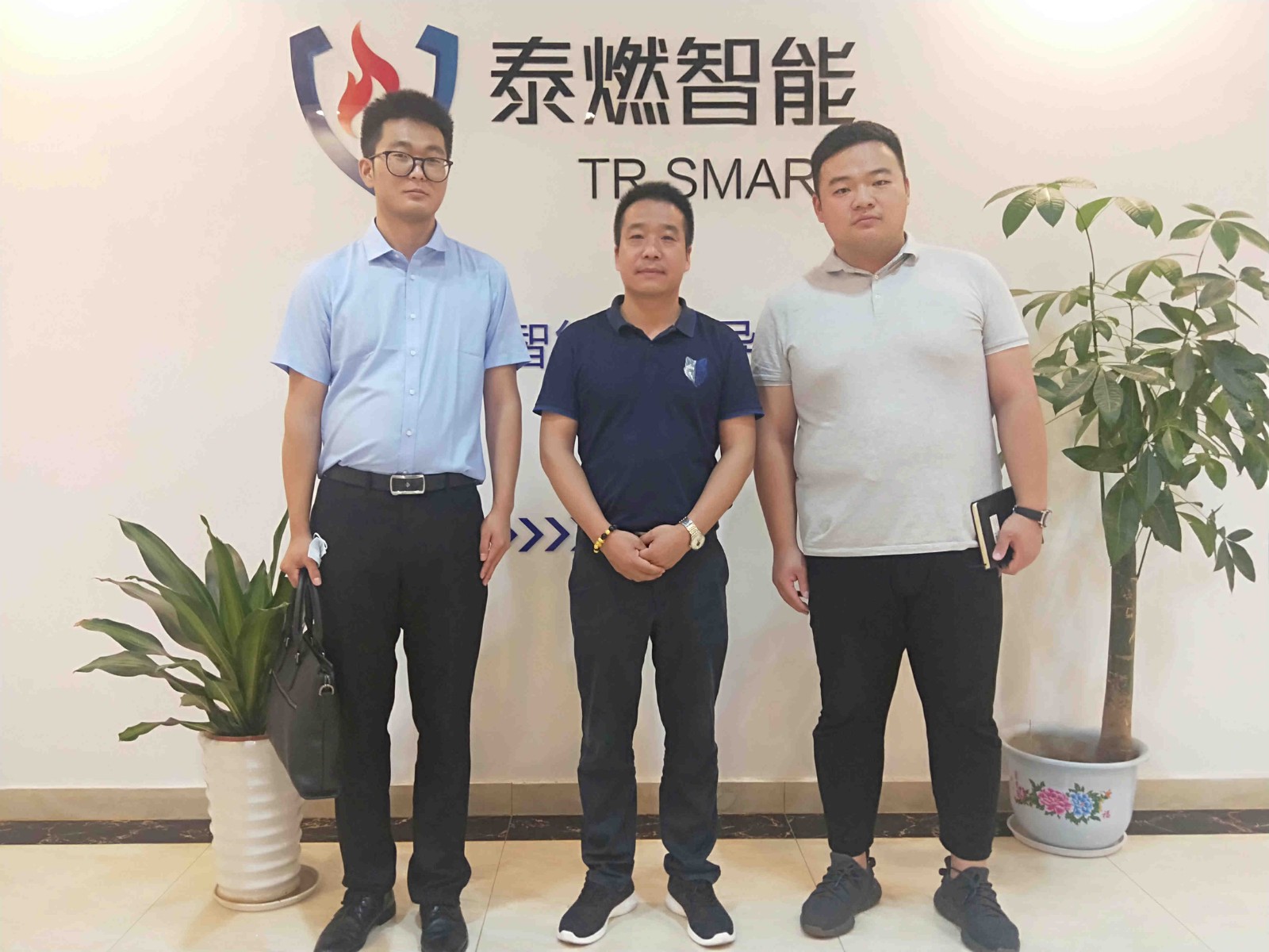 欢迎邳州市招商局领导莅临我司考察交流